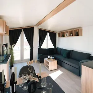 Apartment Gemuetliches Voll Ausgestattes Tiny House, Vilseck
